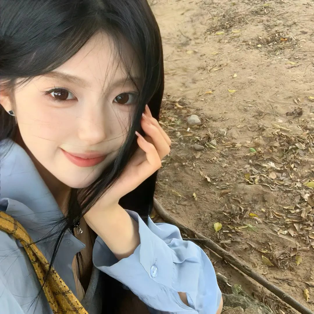暗红